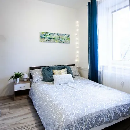 One Bedroom * コシツェ