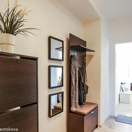 One Bedroom アパート コシツェ